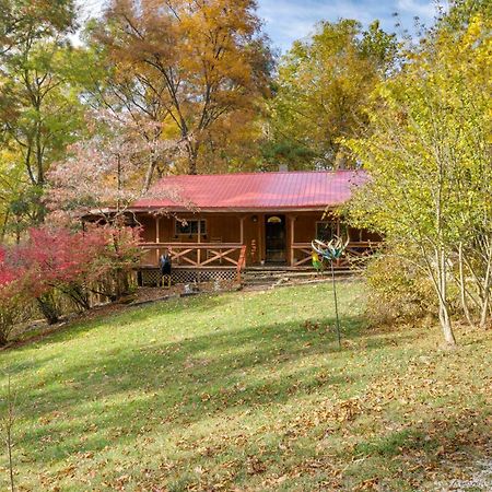 French Lick Getaway With Deck, Grill And Fire Pit!ヴィラ エクステリア 写真