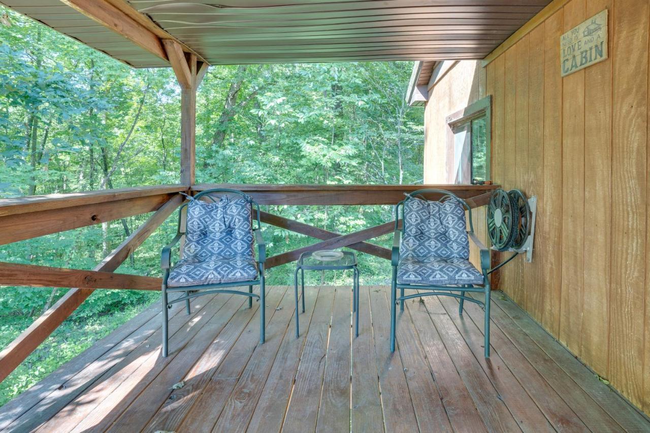 French Lick Getaway With Deck, Grill And Fire Pit!ヴィラ エクステリア 写真